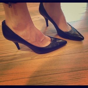 Woman’s Michael Kors size 8.5 Black Heels
